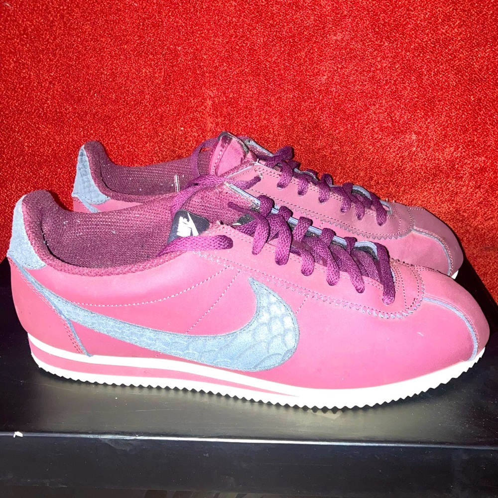 NIKE CORTEZ PREMIUM EDITION SIZE 13